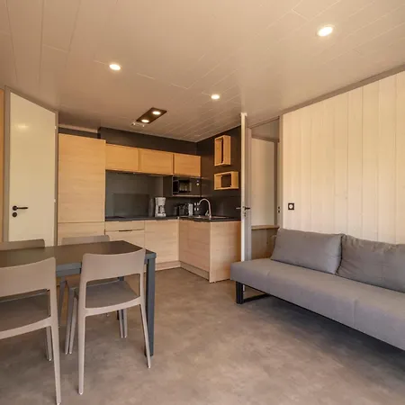 Κάμπινγκ California Pinarellu