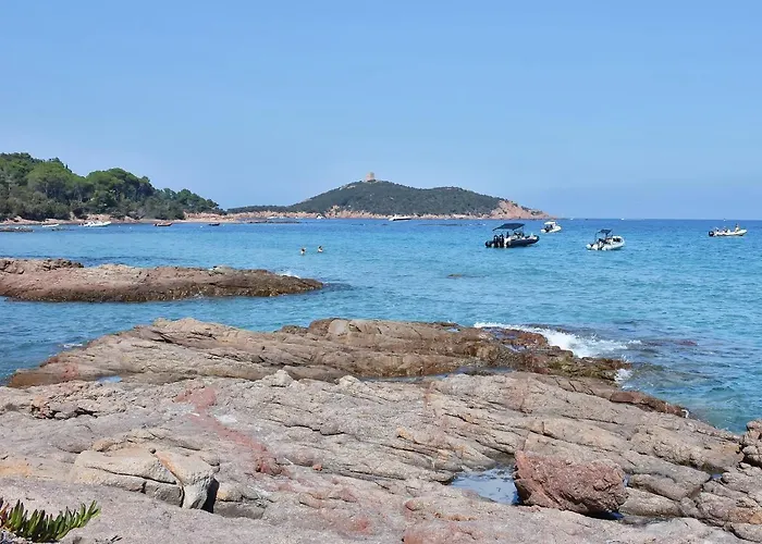 Campsite California Pinarellu (Corsica)